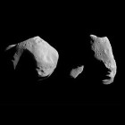 Comparaison des astrodes Mathilde, Gaspra et Ida sur des photographies de Galileo et NEAR (1993/91/97)