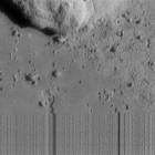 Quatre des dernires images prises par la sonde NEAR  la fin de sa descente sur l'astrode ros, le 12 fvrier 2001.