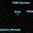 Avec un an de retard, NEAR arrive enfin en vue de l'astrode Eros. Le rendez-vous a eu lieu le 14 fvrier 2000, jour de la Saint-Valentin.