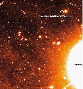 Satellite S/2001 U1 (132 ko)