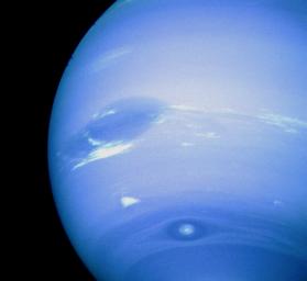 Trois structures caractristiques de Neptune (25 ko)