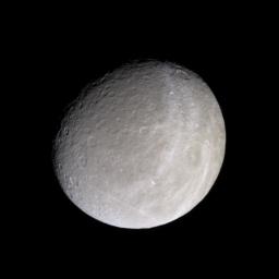 Rha par Cassini, le 16 janvier 2005 (20 ko)