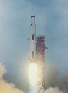 Image du dcollage depuis la tour de lancement (84 ko)