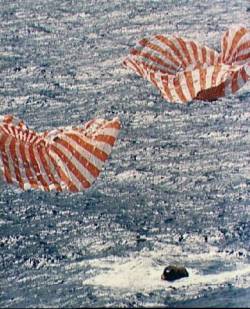 L'amerrissage d'Apollo 14 (53 ko)