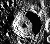 Cratre Tycho par Lunar Orbiter 5 (13 ko)