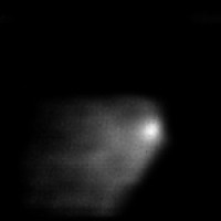 Le noyau de la comte de Halley par Vega 1 (8 ko)